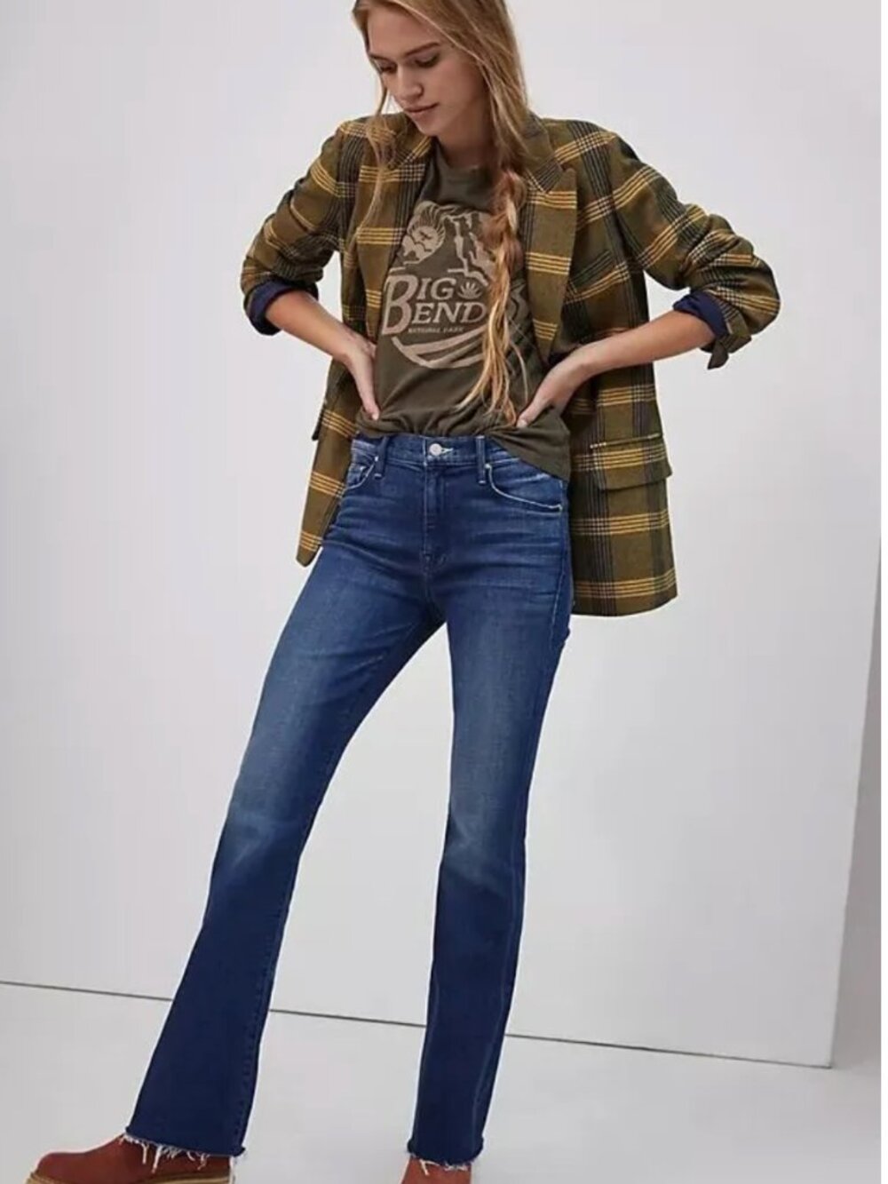 Mother The Weekender Fray Jeans in Heirloom Blue Wash 29